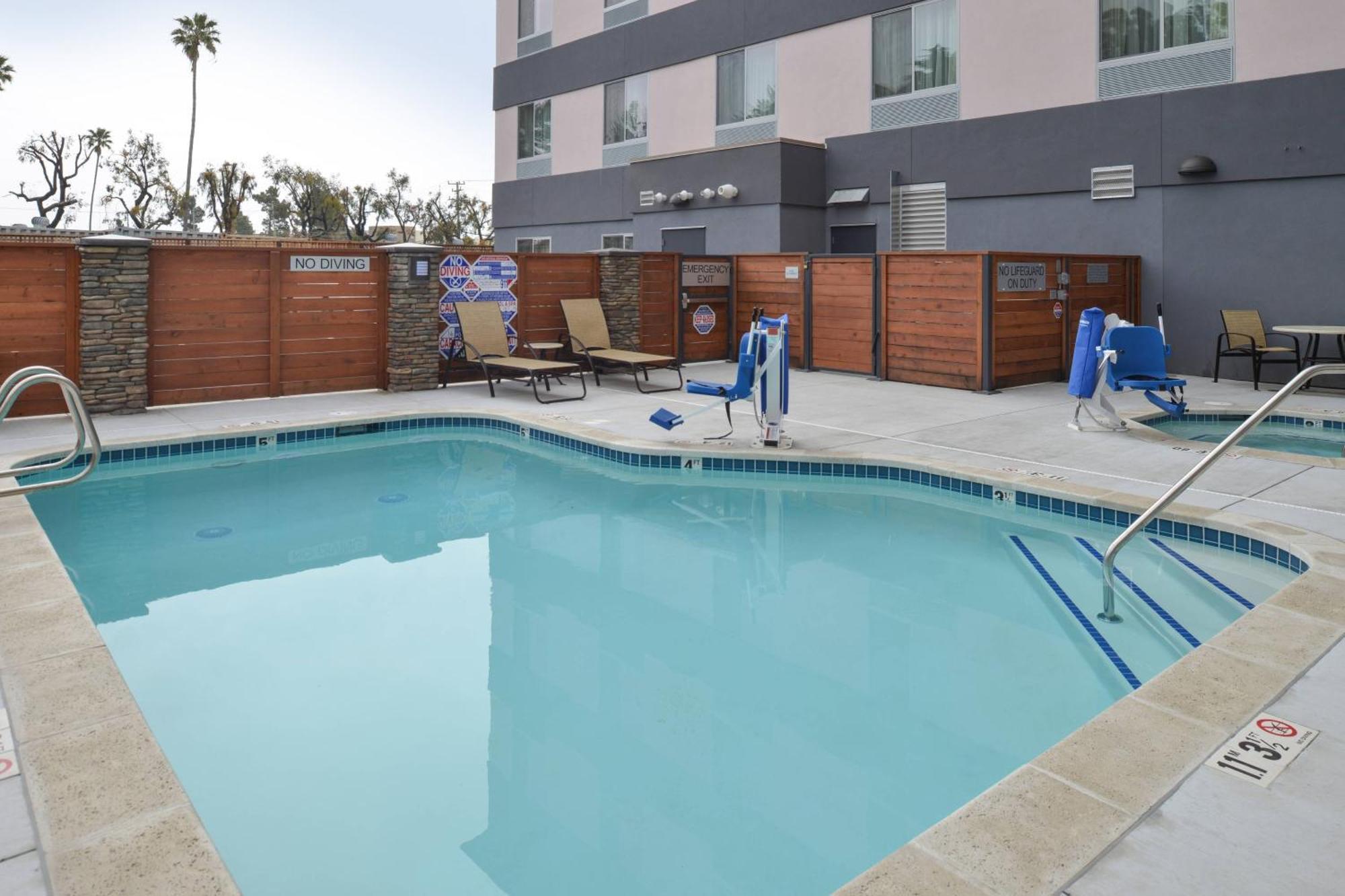 Fairfield Inn & Suites By Marriott Santa Cruz Exterior foto